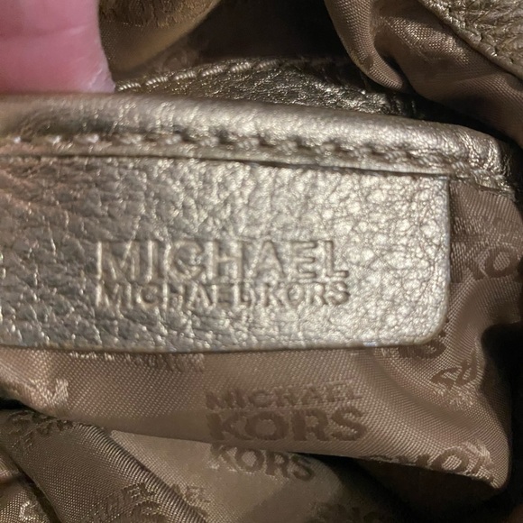 Designer MK Hobo Bag in Metallic Gold Leather Brown Accents Gold Hardware - Picture 4 of 10